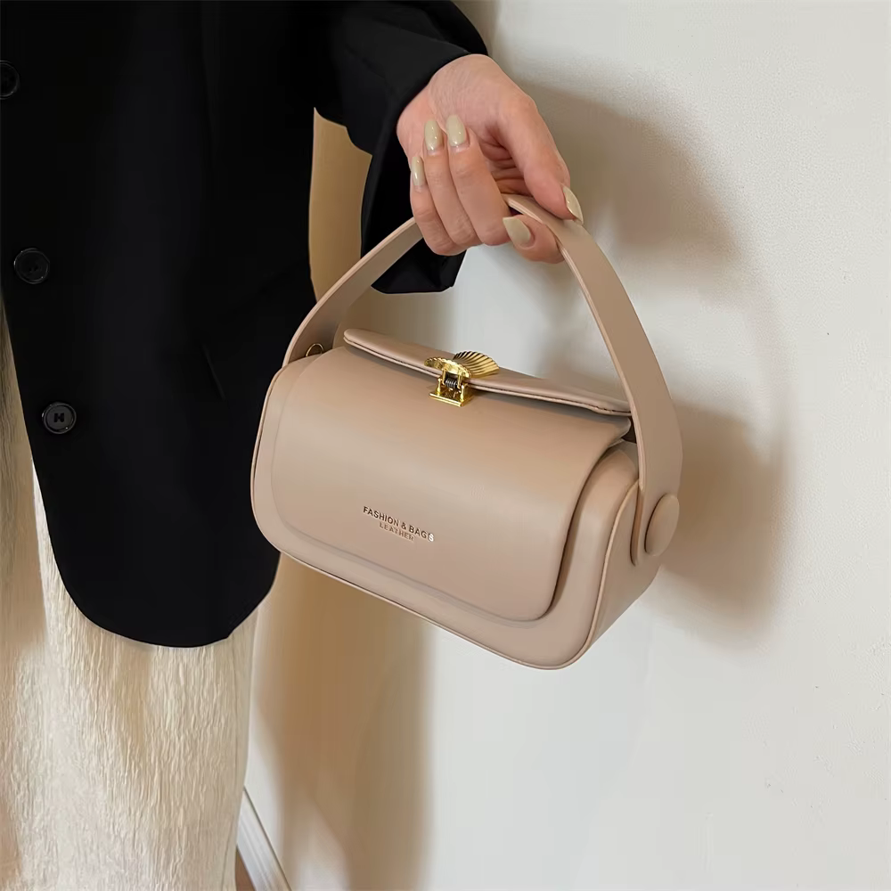 Bolsa Minimalista em Couro - Khaky