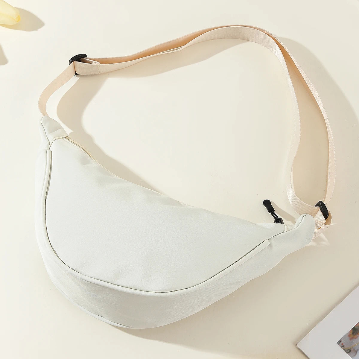 Bolsa Cross Body Transversal de Nylon na cor BRANCA