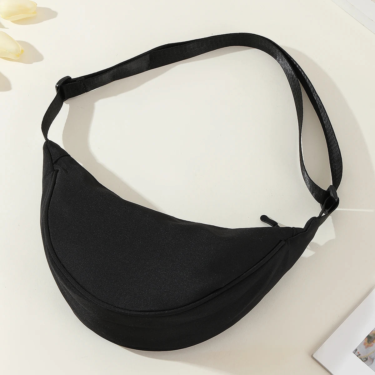 Bolsa Cross Body Transversal de Nylon na cor PRETA