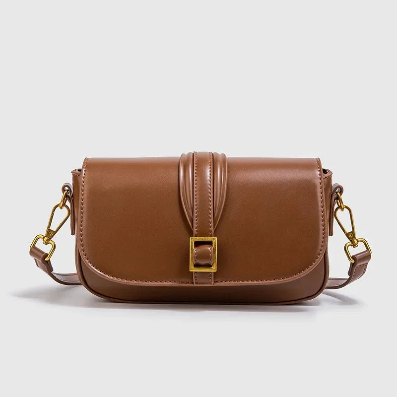 Bolsa Tiracolo Mini Clássica Verde com Fivela – Estilo e Praticidade MAYTH