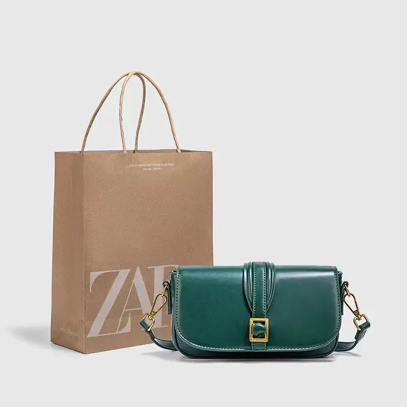 Bolsa Tiracolo Mini Clássica Verde com Fivela – Estilo e Praticidade MAYTH