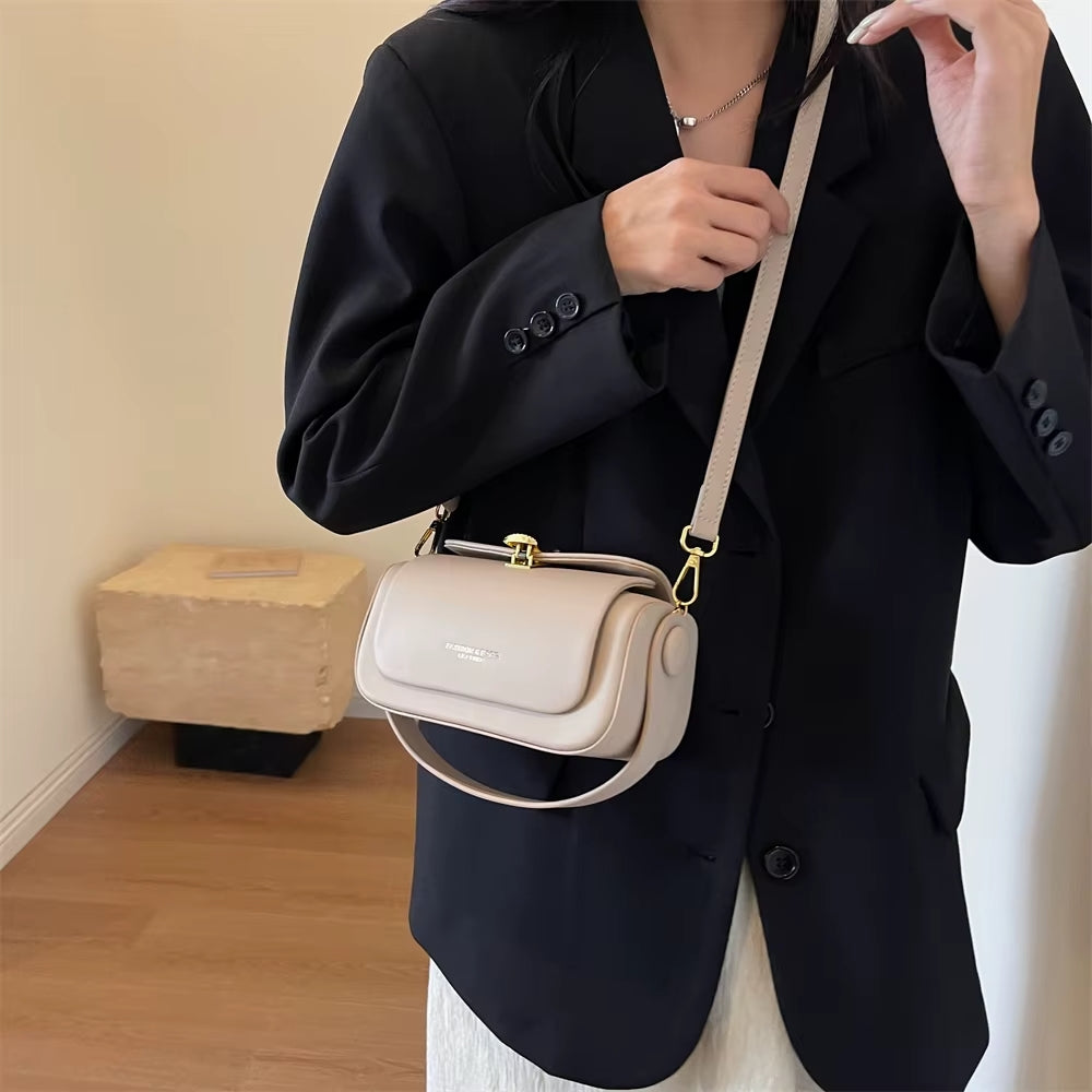 Bolsa Minimalista em Couro - Branco Gelo